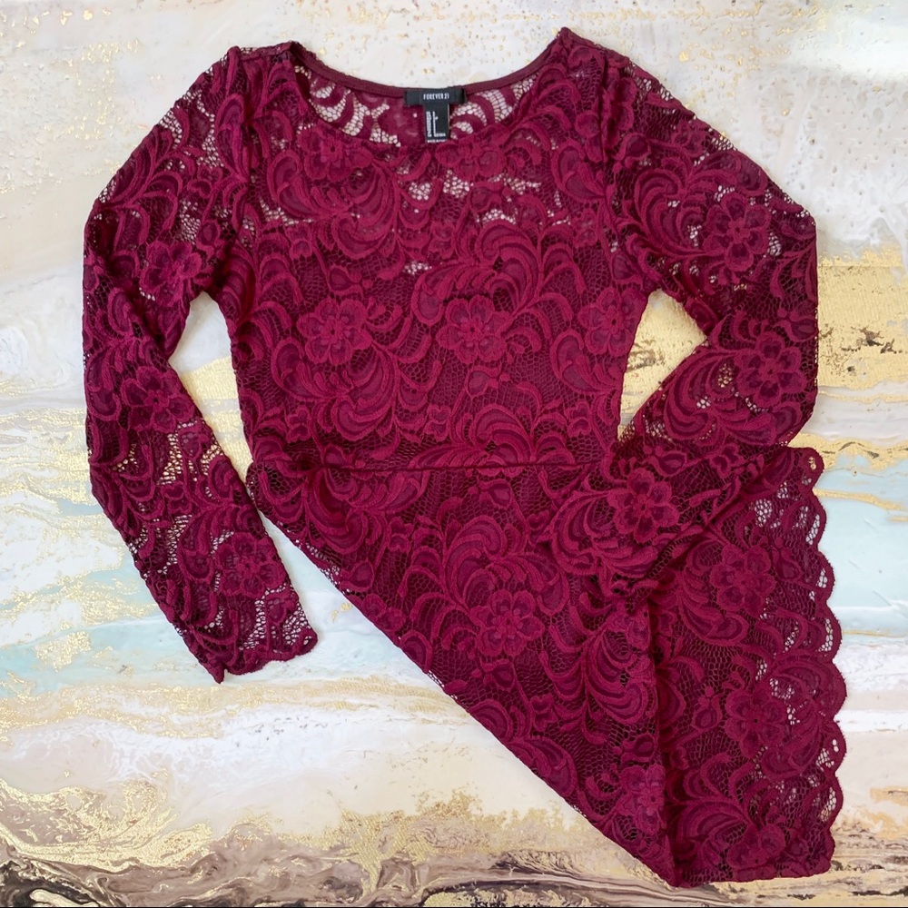 SOLD - Scalloped Lace Fitted Dress
